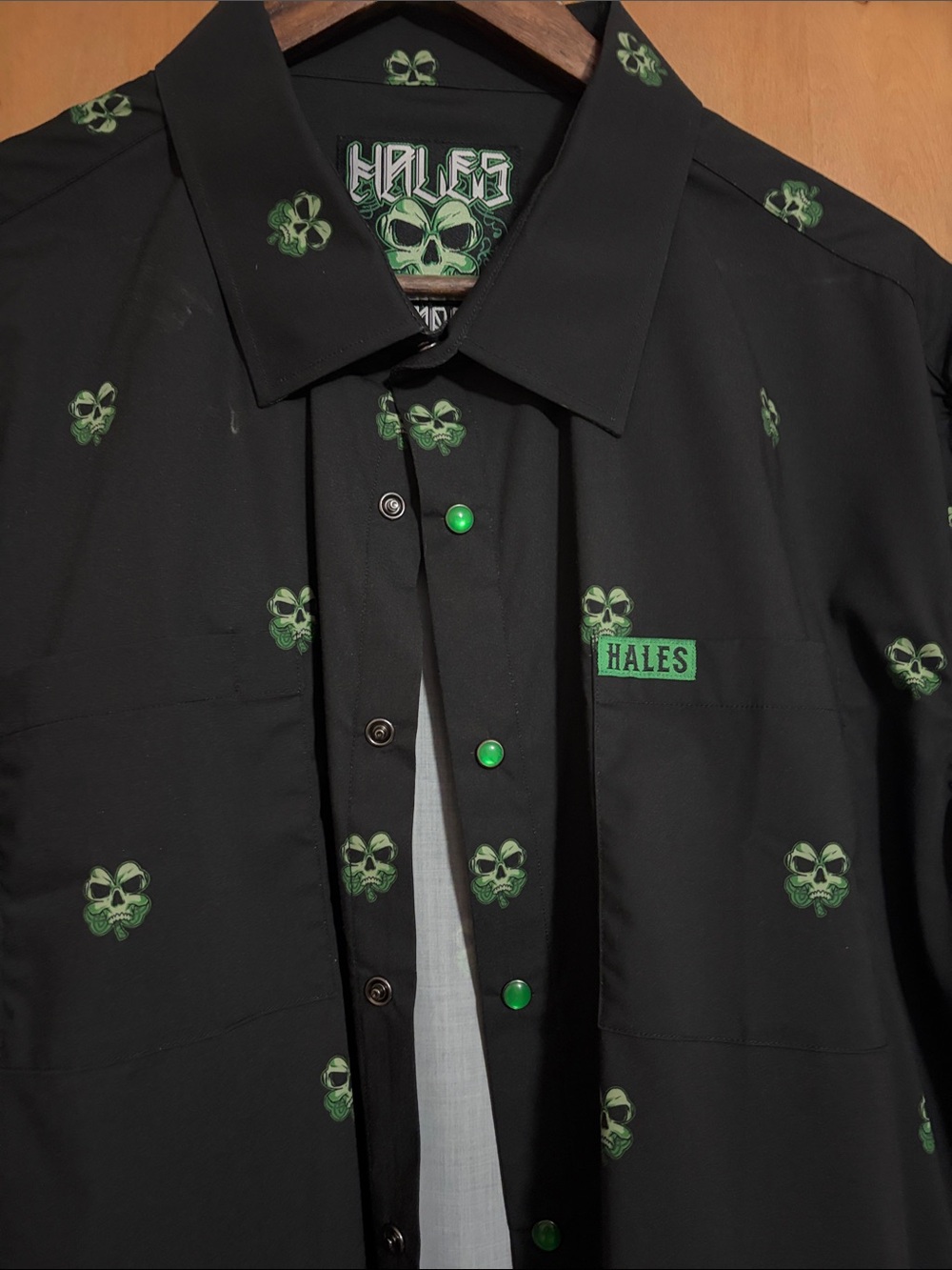 Hales Men's Black Button-Down Shirt with Green Skull Motif